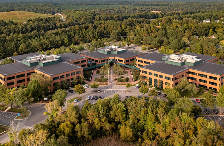 Virginia Department of Social Services Instalación en 5600 Cox Road, Glen Allen Virginia